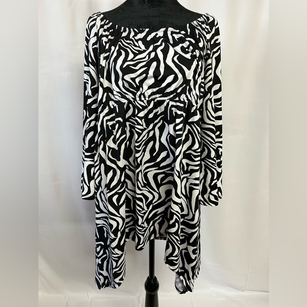 Slinky Zebra‎ Print Blouse - Black and White Size XL